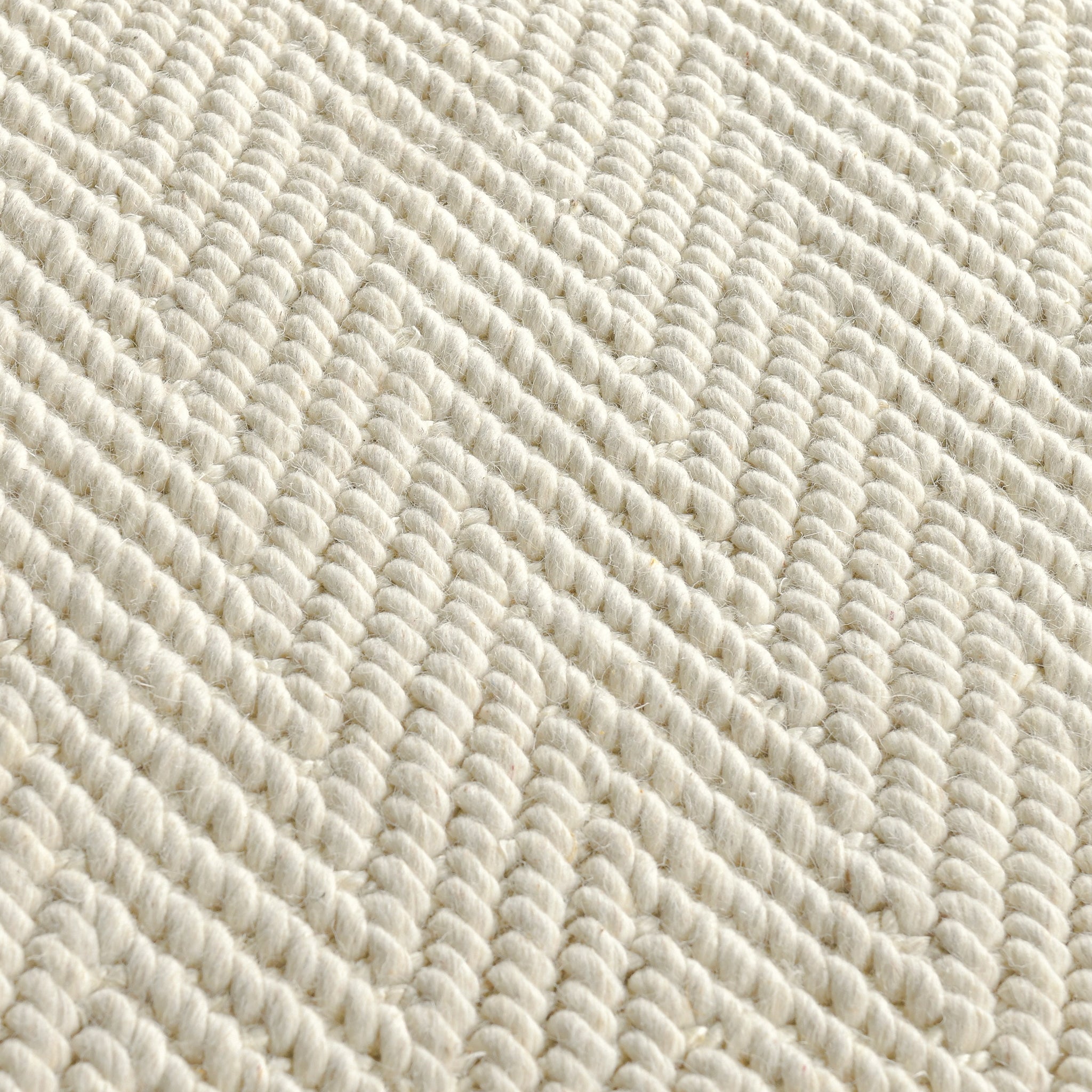 30091914