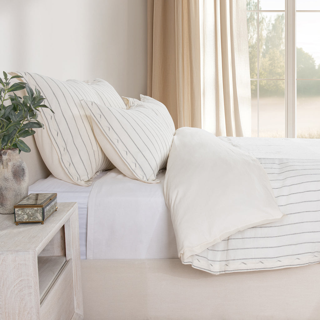 V032758