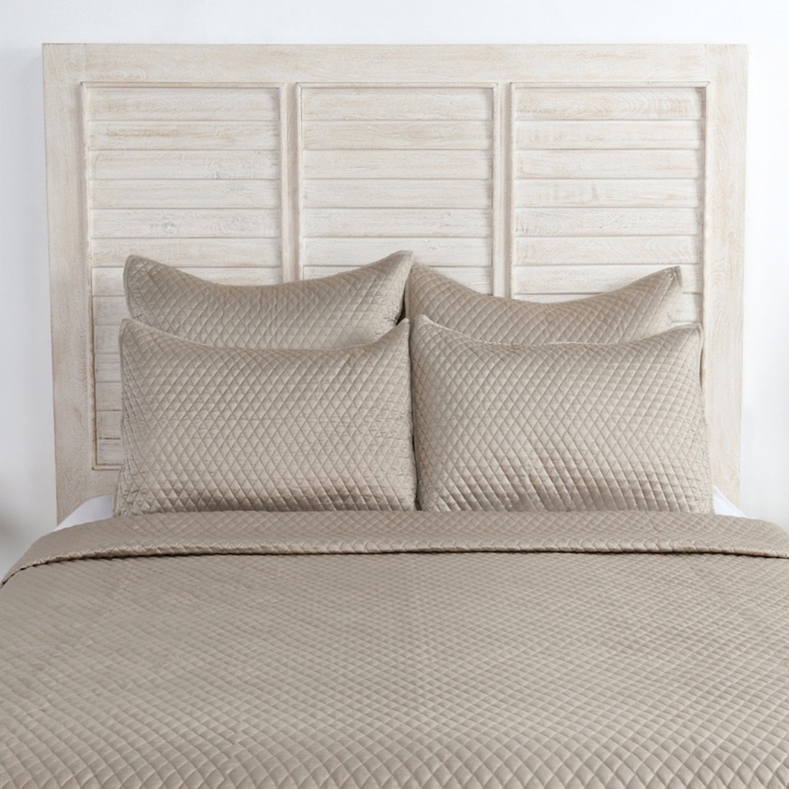 BEDQ411Q
