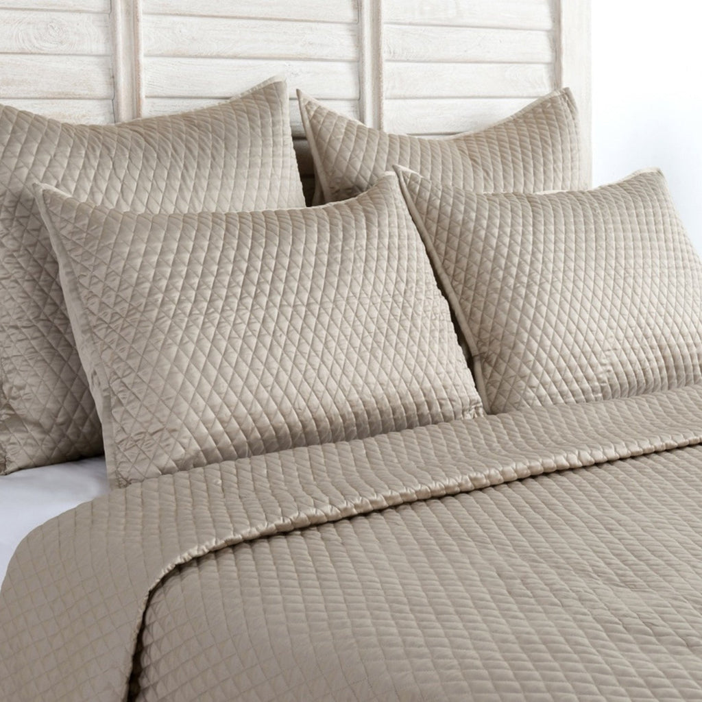 BEDQ411Q