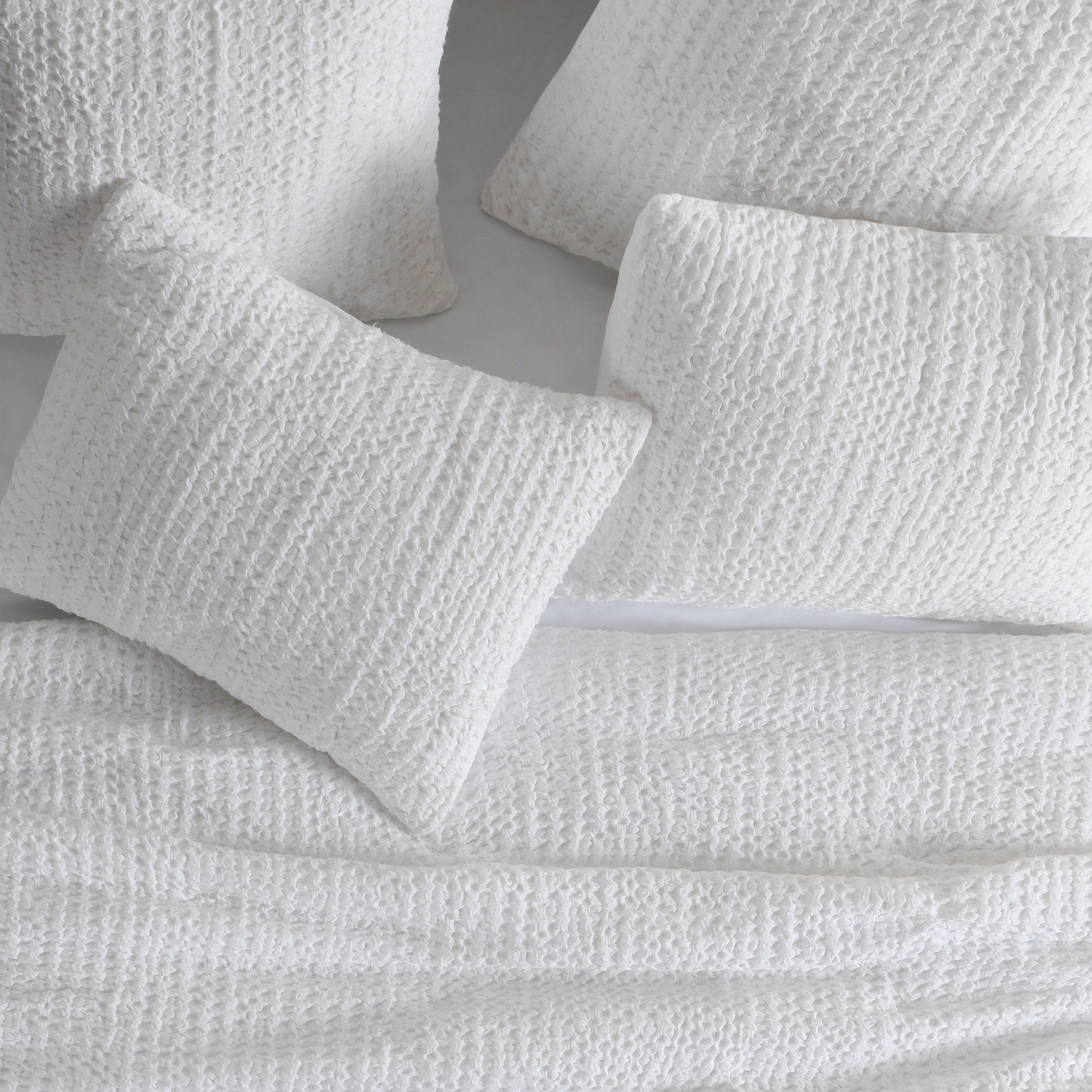 BEDQ526K