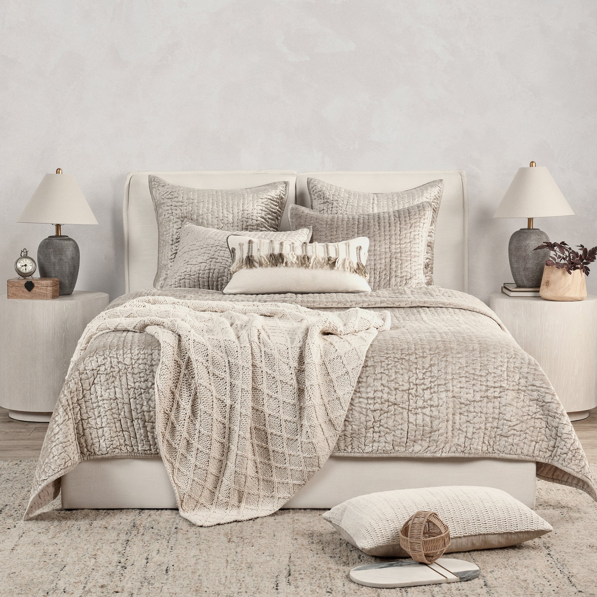 BEDQ422Q