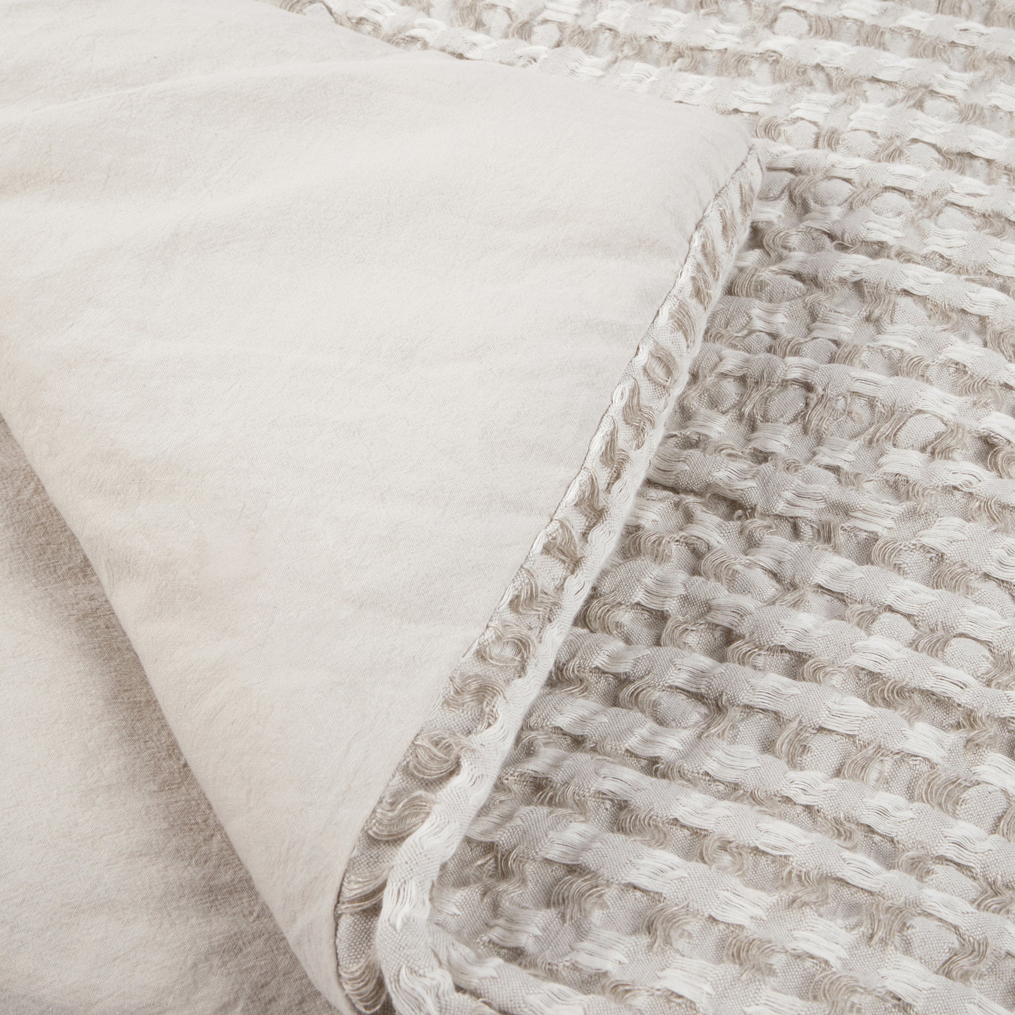 BEDQ527K