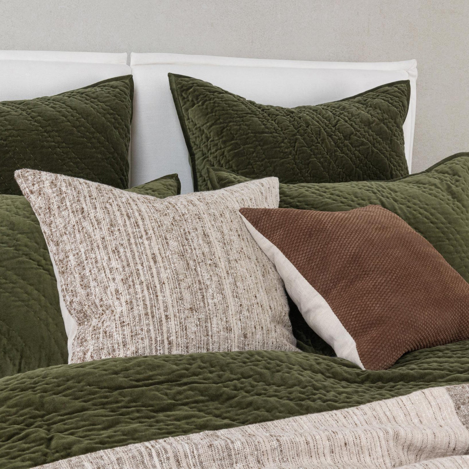 BEDQ540Q