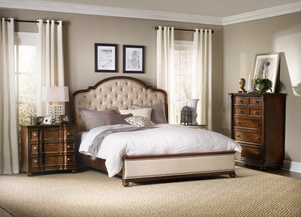 Leesburg King Upholstered Bed with Wood Rails